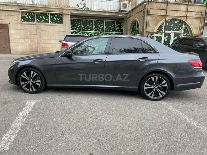 Mercedes E 220 d 2011, 245,486 km - 2.2 l - Bakı