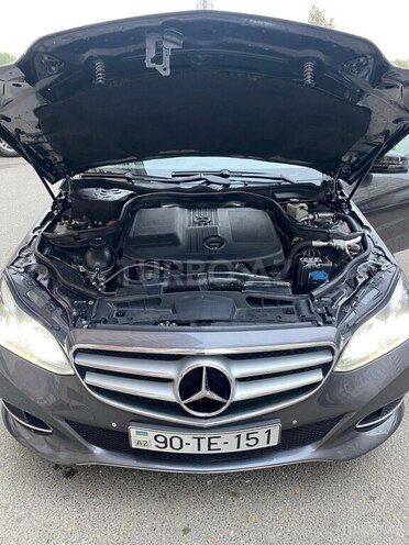 Mercedes E 220 d 2011, 245,486 km - 2.2 l - Bakı
