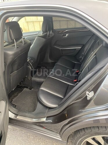 Mercedes E 220 d 2011, 245,486 km - 2.2 l - Bakı