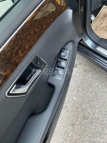 Mercedes E 220 d 2011, 245,486 km - 2.2 l - Bakı