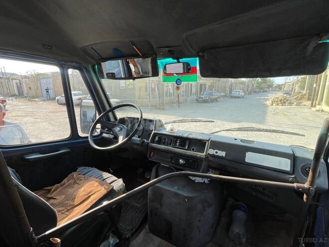 Mercedes 208 D 1994, 600,000 km - 2.0 л - Bakı