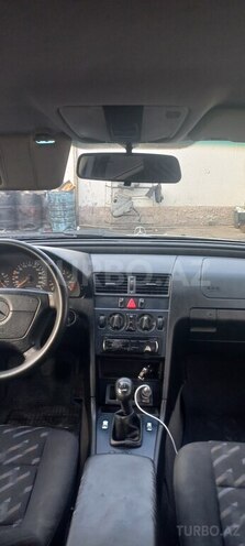 Mercedes C 180 1997, 586,000 km - 1.8 l - Göyçay