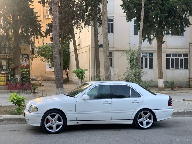 Mercedes C 200 1997, 327,000 km - 2.0 l - Şirvan