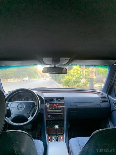 Mercedes C 200 1997, 327,000 km - 2.0 l - Şirvan
