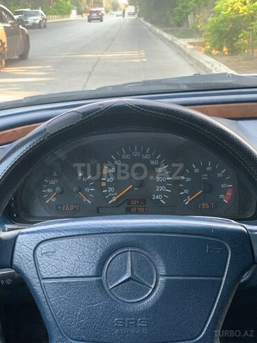 Mercedes C 200 1997, 327,000 km - 2.0 l - Şirvan