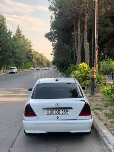 Mercedes C 200 1997, 327,000 km - 2.0 l - Şirvan