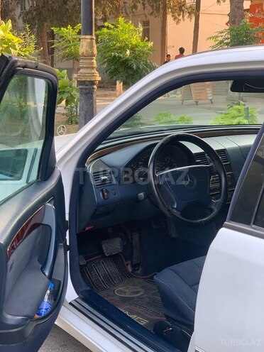 Mercedes C 200 1997, 327,000 km - 2.0 l - Şirvan