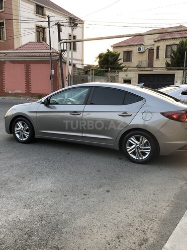 Hyundai Elantra 2019, 35,000 km - 2.0 l - Bakı