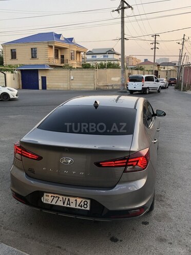 Hyundai Elantra 2019, 35,000 km - 2.0 l - Bakı