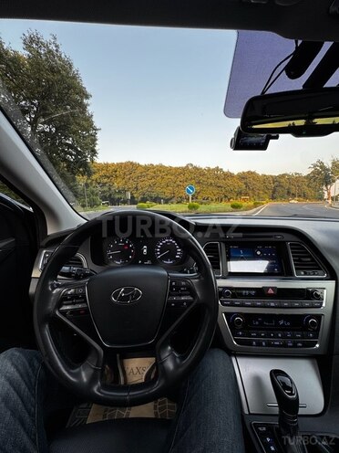 Hyundai Sonata-3