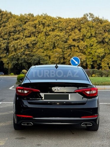 Hyundai Sonata-2