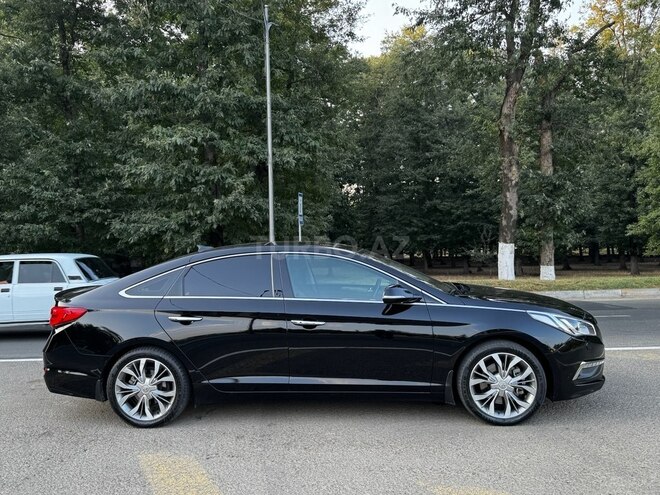 Hyundai Sonata-4
