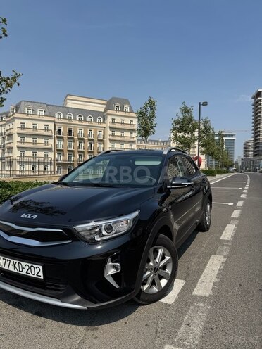Kia Stonic 2023, 10,500 km - 1.4 l - Bakı