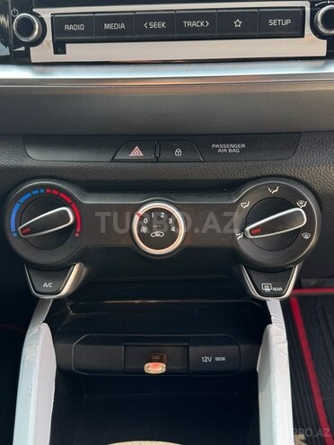Kia Stonic 2023, 10,500 km - 1.4 l - Bakı