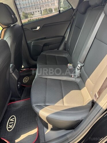 Kia Stonic 2023, 10,500 km - 1.4 l - Bakı