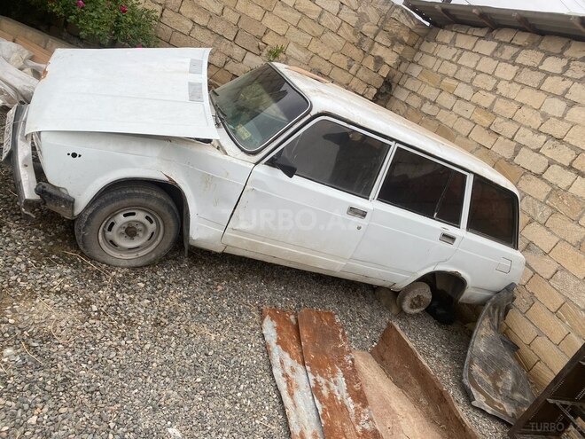 LADA (VAZ) 2104 2002, 250,000 km - 1.5 l - Salyan