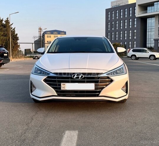 Hyundai Elantra 2019, 27,217 km - 2.0 l - Bakı