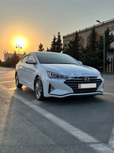 Hyundai Elantra 2019, 27,217 km - 2.0 l - Bakı