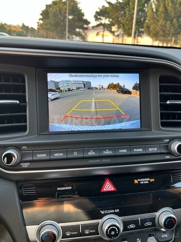 Hyundai Elantra 2019, 27,217 km - 2.0 l - Bakı