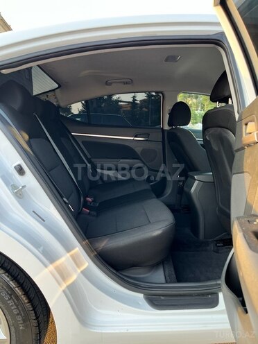 Hyundai Elantra 2019, 27,217 km - 2.0 l - Bakı
