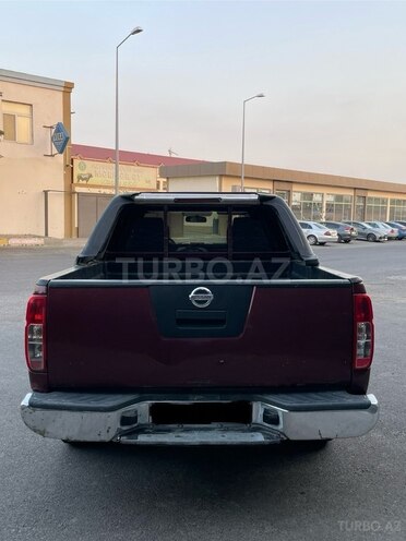 Nissan Navara 2011, 394,000 km - 2.5 l - Bakı