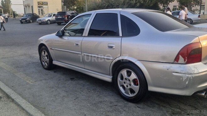 Opel Vectra 1999, 320,000 km - 1.8 l - Bakı