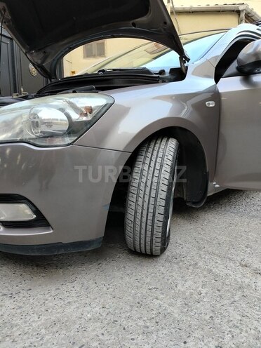 Kia Ceed 2009, 270,000 km - 1.6 л - Bakı