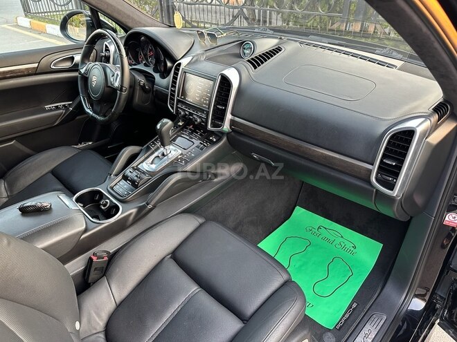Porsche Cayenne Turbo 2011, 168,000 km - 4.8 l - Bakı