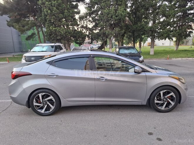 Hyundai Elantra 2015, 140,000 km - 1.8 l - Bakı