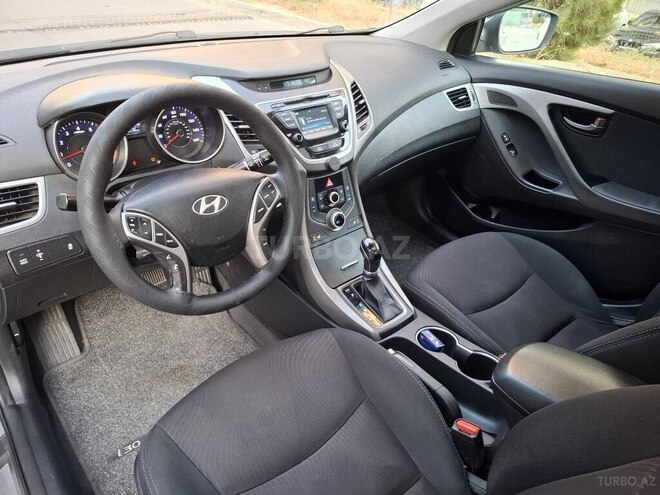 Hyundai Elantra 2015, 140,000 km - 1.8 l - Bakı