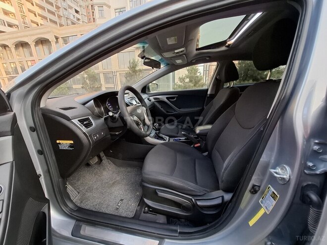Hyundai Elantra 2015, 140,000 km - 1.8 l - Bakı