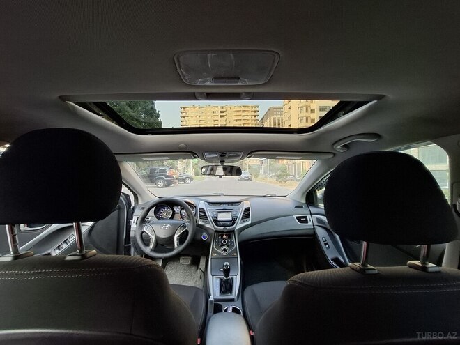 Hyundai Elantra 2015, 140,000 km - 1.8 l - Bakı