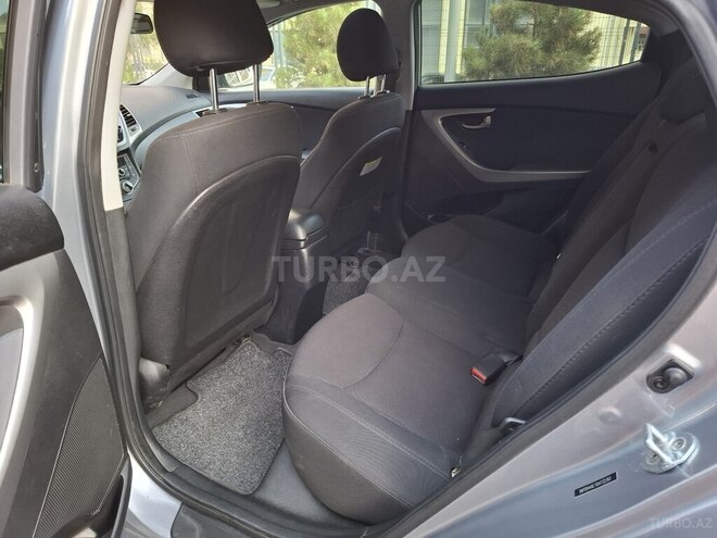 Hyundai Elantra 2015, 140,000 km - 1.8 l - Bakı