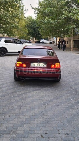 BMW 325 1996, 296,000 km - 2.5 l - Bakı