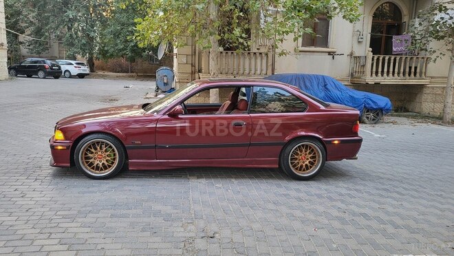 BMW 325 1996, 296,000 km - 2.5 l - Bakı