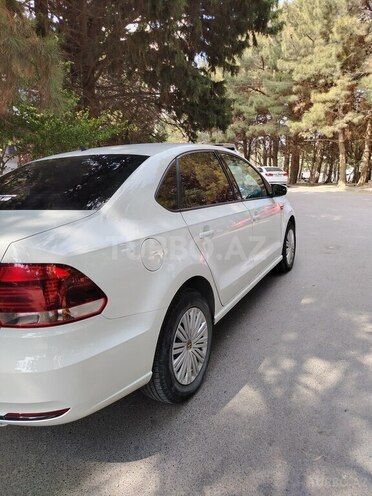 Volkswagen Polo 2019, 103,500 km - 1.6 l - Bakı