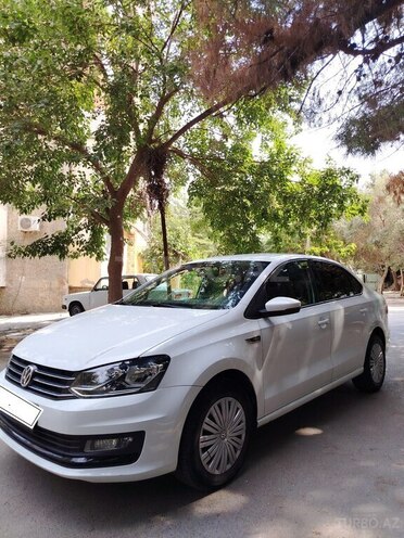 Volkswagen Polo 2019, 103,500 km - 1.6 l - Bakı