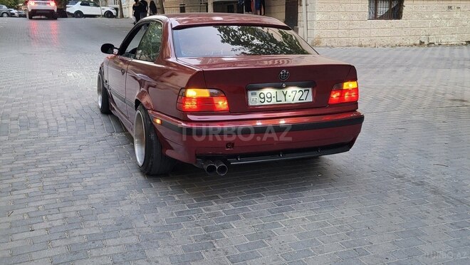 BMW 325 1996, 296,000 km - 2.5 l - Bakı