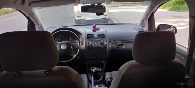 Volkswagen Touran 2023, 450,000 km - 2.0 l - Şirvan