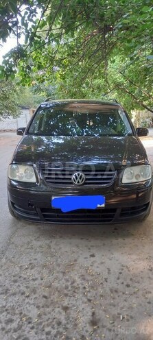 Volkswagen Touran 2023, 450,000 km - 2.0 l - Şirvan