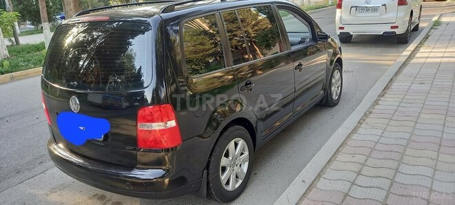 Volkswagen Touran 2023, 450,000 km - 2.0 l - Şirvan