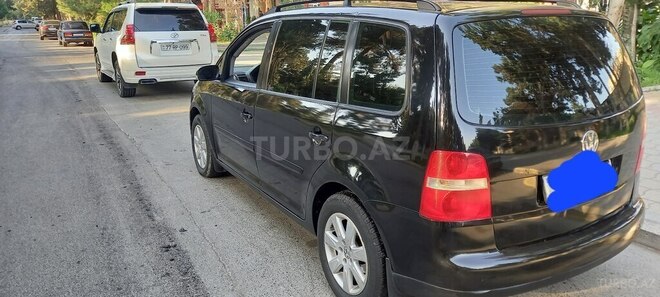 Volkswagen Touran 2023, 450,000 km - 2.0 l - Şirvan