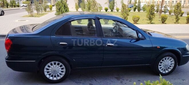 Nissan Sunny 2005, 325,000 km - 1.6 l - Bakı