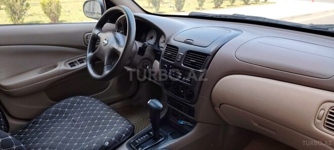 Nissan Sunny 2005, 325,000 km - 1.6 l - Bakı