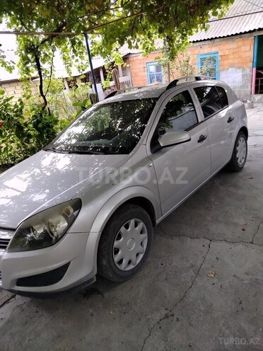 Opel Astra 2009, 222,447 km - 1.6 l - Oğuz