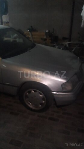 Mercedes C 180 1995, 300,000 km - 1.8 l - Bakı