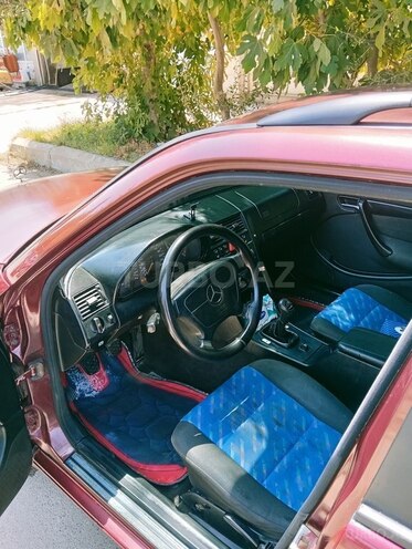 Mercedes C 180 1998, 212,000 km - 1.8 l - Salyan