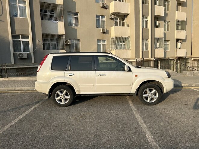 Nissan X-Trail 2002, 275,000 km - 2.0 l - Bakı