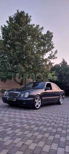 Mercedes E 320 2000, 314,000 km - 3.2 l - Bakı