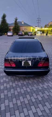Mercedes E 320 2000, 314,000 km - 3.2 l - Bakı